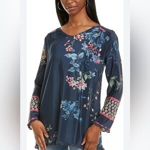 Johnny Was Arial Floral 100% Silk Tunic Blouse. Women's Size XS. #9085